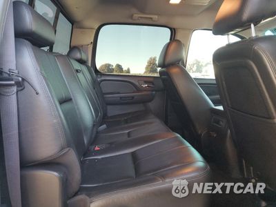 Zdjęcie 10 z 12 samochodu: 2011 CHEVROLET SILVERADO K3500 LTZ VIN:1GC4K1C85BF141438 - miniatura