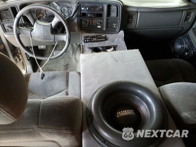 Zdjęcie 8 z 15 samochodu: 2004 CHEVROLET SILVERADO C1500 VIN:1GCEC19XX4Z332077 - miniatura