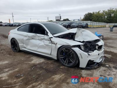 Czwarte zdjęcie samochodu z boku: 2015 BMW M4 VIN:WBS3R9C55FK332424 - miniatura