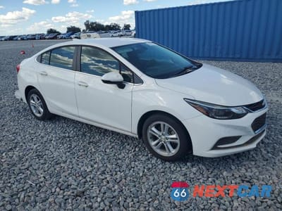 Czwarte zdjęcie samochodu z boku: 2017 CHEV CRUZE LT VIN:1G1BE5SM9H7136257 - miniatura