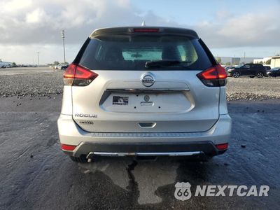 Zdjęcie 6 z 13 samochodu: 2018 NISSAN ROGUE S VIN:5N1AT2MT4JC756468 - miniatura
