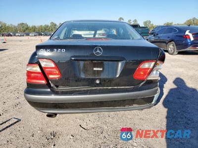 Zdjęcie 6 z 14 samochodu: 1999 MERCEDES-BENZ CLK 320 VIN:WDBLJ65G8XF063064 - miniatura