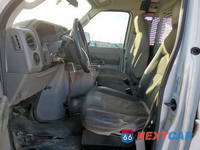 Zdjęcie 7 z 16 samochodu: 2013 FORD E250 DELIVERY VAN VIN:1FTNE2EW3DDA21522 - miniatura