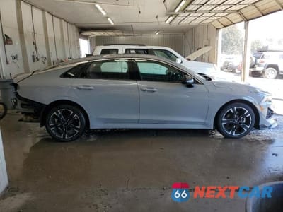 Trzecie zdjęcie samochodu z tyłu: 2022 KIA K5 GT LINE VIN:5XXG64J28NG125757 - miniatura