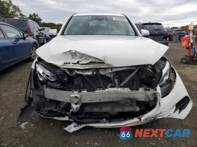 Piąte zdjęcie samochodu w środku: 2017 MERCEDES-BENZ GLC COUPE 300 4MATIC VIN:WDC0J4KB1HF246710 - miniatura