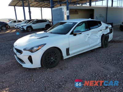 2020 KIA STINGER KNAE15LA4L6076596 - główne zdjęcie licytacji z USA - miniatura