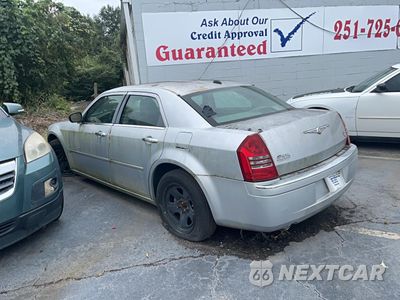 Trzecie zdjęcie samochodu z tyłu: 2005 CHRYSLER 300C VIN:2C3JA63H95H635151 - miniatura