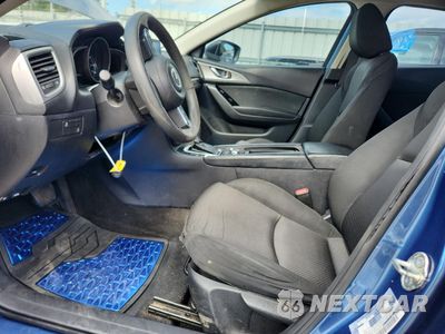 Zdjęcie 7 z 12 samochodu: 2018 MAZDA 3 SPORT VIN:3MZBN1U78JM200403 - miniatura