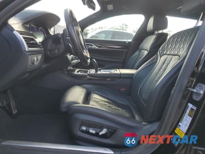 Zdjęcie 7 z 12 samochodu: 2019 BMW 750 XI VIN:WBA7F2C58KB240403 - miniatura