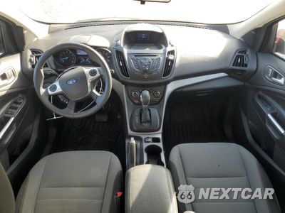 Zdjęcie 8 z 12 samochodu: 2015 FORD ESCAPE SE VIN:1FMCU0GX3FUA98197 - miniatura