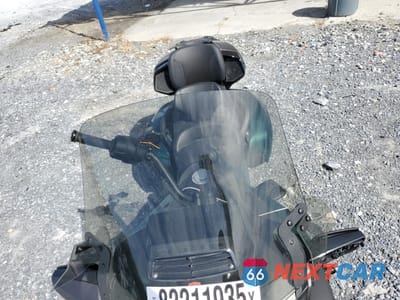 Piąte zdjęcie samochodu w środku: 2025 CAN-AM SPYDER ROADSTER F3-T VIN:2BXREDD22SV000142 - miniatura