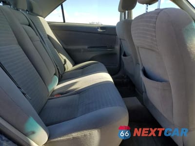 Zdjęcie 10 z 11 samochodu: 2005 TOYOTA CAMRY LE VIN:4T1BE32K95U010192 - miniatura