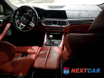 Zdjęcie 8 z 12 samochodu: 2021 BMW X6 M VIN:5YMCY0C08M9078760 - miniatura