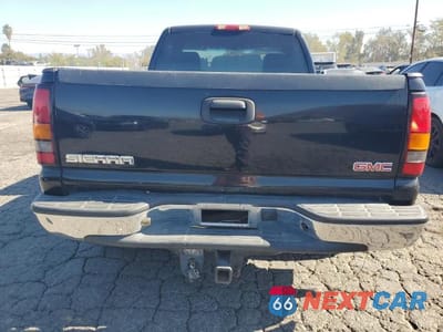 Zdjęcie 6 z 11 samochodu: 2006 GMC NEW SIERRA C1500 VIN:3GTEC14X86G174753 - miniatura