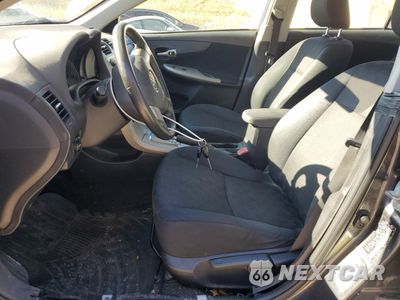 Zdjęcie 7 z 12 samochodu: 2010 TOYOTA COROLLA BASE VIN:2T1BU4EEXAC289906 - miniatura