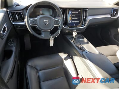 Zdjęcie 8 z 14 samochodu: 2020 VOLVO S60 T5 MOMENTUM VIN:7JR102FKXLG042584 - miniatura