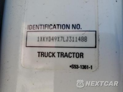 Zdjęcie 19 z 20 samochodu: 2020 KENWORTH T680 SEMI TRUCK VIN:1XKYD49X7LJ311488 - miniatura