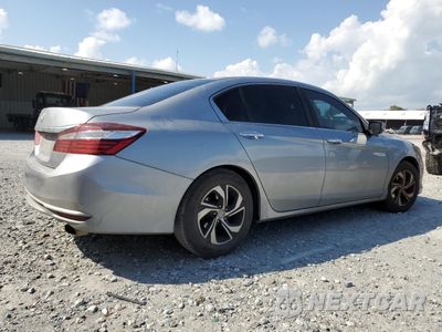Trzecie zdjęcie samochodu z tyłu: 2017 HONDA ACCORD LX VIN:1HGCR2F37HA280278 - miniatura
