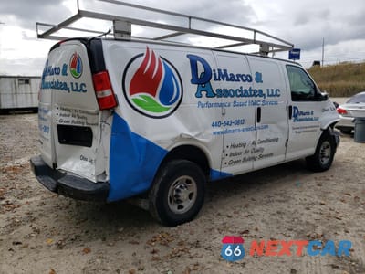 Trzecie zdjęcie samochodu z tyłu: 2021 CHEVROLET EXPRESS G2500 VIN:1GCWGAFP4M1302925 - miniatura