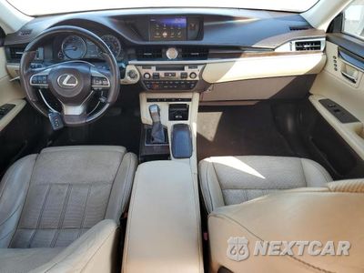 Zdjęcie 8 z 12 samochodu: 2017 LEXUS ES 350 VIN:58ABK1GG7HU044923 - miniatura