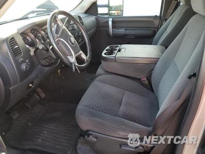 Zdjęcie 7 z 11 samochodu: 2008 CHEVROLET SILVERADO K3500 VIN:1GCJK39K98E150840 - miniatura