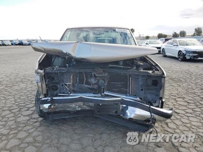 Piąte zdjęcie samochodu w środku: 1999 CHEVROLET GMT-400 C1500 VIN:1GCEC19R0XR127695 - miniatura