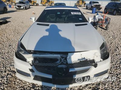 Piąte zdjęcie samochodu w środku: 2015 MERCEDES-BENZ SLK 250 VIN:WDDPK4HA6FF109653 - miniatura