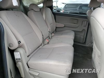 Zdjęcie 11 z 13 samochodu: 2017 KIA SEDONA LX VIN:KNDMB5C12H6222173 - miniatura