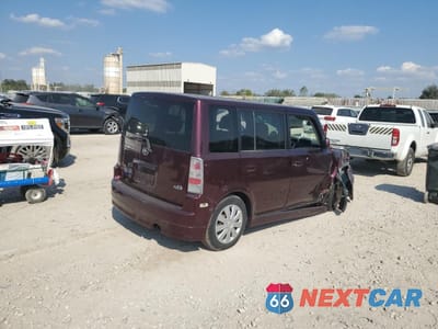 Trzecie zdjęcie samochodu z tyłu: 2005 TOYOTA SCION XB VIN:JTLKT324454024694 - miniatura