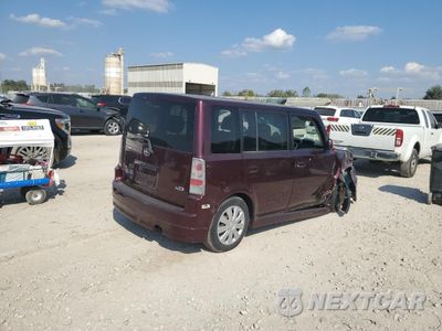 Trzecie zdjęcie samochodu z tyłu: 2005 TOYOTA SCION XB VIN:JTLKT324454024694 - miniatura