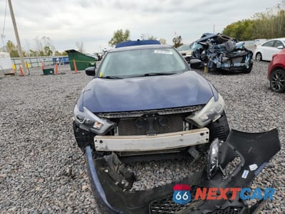 Piąte zdjęcie samochodu w środku: 2017 NISSAN MAXIMA 3.5S VIN:1N4AA6AP3HC365319 - miniatura