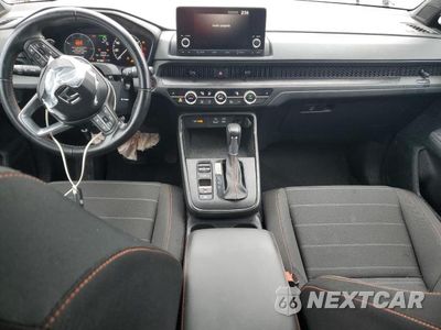 Zdjęcie 8 z 12 samochodu: 2025 HONDA CR-V SPORT VIN:7FARS5H58SE025980 - miniatura