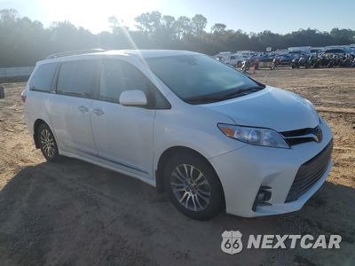 Czwarte zdjęcie samochodu z boku: 2020 TOYOTA SIENNA XLE VIN:5TDYZ3DC7LS085953 - miniatura