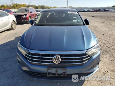 Piąte zdjęcie samochodu w środku: 2019 VOLKSWAGEN JETTA S VIN:3VWC57BU3KM180126 - miniatura