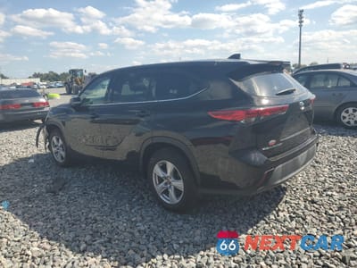 Drugie zdjęcie samochodu z przodu: 2021 TOYOTA HIGHLANDER L VIN:5TDCZRAH2MS088094 - miniatura