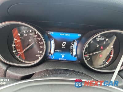 Zdjęcie 9 z 14 samochodu: 2017 MASERATI LEVANTE VIN:ZN661XUA7HX245530 - miniatura