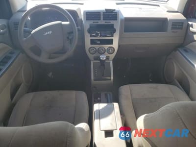 Zdjęcie 8 z 14 samochodu: 2007 JEEP COMPASS VIN:1J8FT47W87D153739 - miniatura