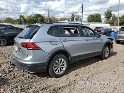 Trzecie zdjęcie samochodu z tyłu: 2019 VOLKSWAGEN TIGUAN S VIN:3VV1B7AX8KM118172 - miniatura