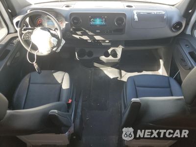Zdjęcie 8 z 13 samochodu: 2022 MERCEDES-BENZ SPRINTER 2500 VIN:W1Y4DBHY4NT093618 - miniatura