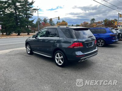 Trzecie zdjęcie samochodu z tyłu: 2016 MERCEDES-BENZ GLE 350 4MATIC VIN:4JGDA5HB1GA706380 - miniatura