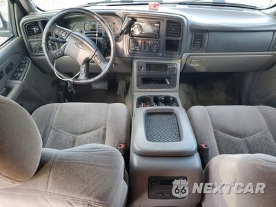 Zdjęcie 8 z 15 samochodu: 2004 CHEVROLET TAHOE C1500 VIN:1GNEC13ZX4J260975 - miniatura