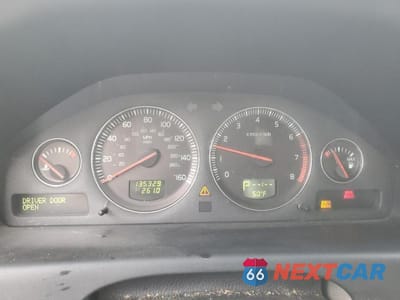 Zdjęcie 9 z 12 samochodu: 2005 VOLVO S60 VIN:YV1RS640952447138 - miniatura
