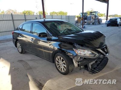Czwarte zdjęcie samochodu z boku: 2017 NISSAN SENTRA S VIN:3N1AB7AP5HY267299 - miniatura