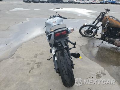 Czwarte zdjęcie samochodu z boku: 2022 SUZUKI GSX-R600 VIN:JS1GN7FAXN7100320 - miniatura