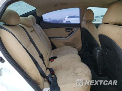 Zdjęcie 10 z 15 samochodu: 2013 HYUNDAI ELANTRA GLS VIN:5NPDH4AE5DH255361 - miniatura