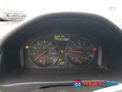 Zdjęcie 9 z 12 samochodu: 2009 VOLVO C70 T5 VIN:YV1MC67249J072582 - miniatura