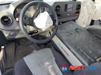 Zdjęcie 8 z 11 samochodu: 2020 MERCEDES-BENZ SPRINTER 2500 VIN:W1W4EDHY5LP308270 - miniatura