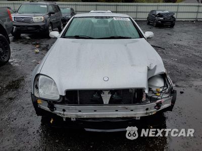Piąte zdjęcie samochodu w środku: 2002 MERCEDES-BENZ SLK 230 KOMPRESSOR VIN:WDBKK49F42F261969 - miniatura