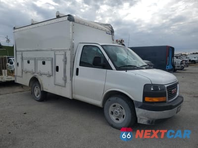 Czwarte zdjęcie samochodu z boku: 2023 GMC SAVANA UTILITY / SERVICE VAN VIN:1GD07RFP5P1122034 - miniatura