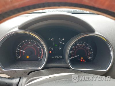 Zdjęcie 9 z 13 samochodu: 2010 TOYOTA HIGHLANDER LIMITED VIN:JTEYK3EH2A2105671 - miniatura